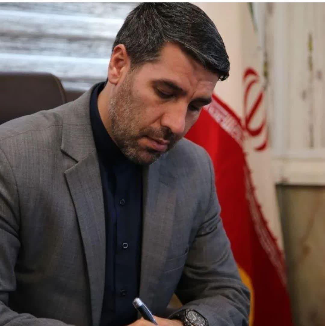 پیام تبریک فرماندار شهرستان نقده بمناسبت انتخاب دکتر سلیمان زاده عضو شورای اسلامی شهر و شهرستان نقده بعنوان رییس شورای اسلامی استان آذربایجان غربی